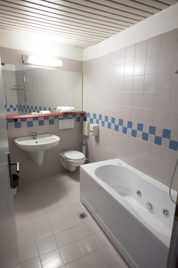 Alba Hotel Экстерьер фото