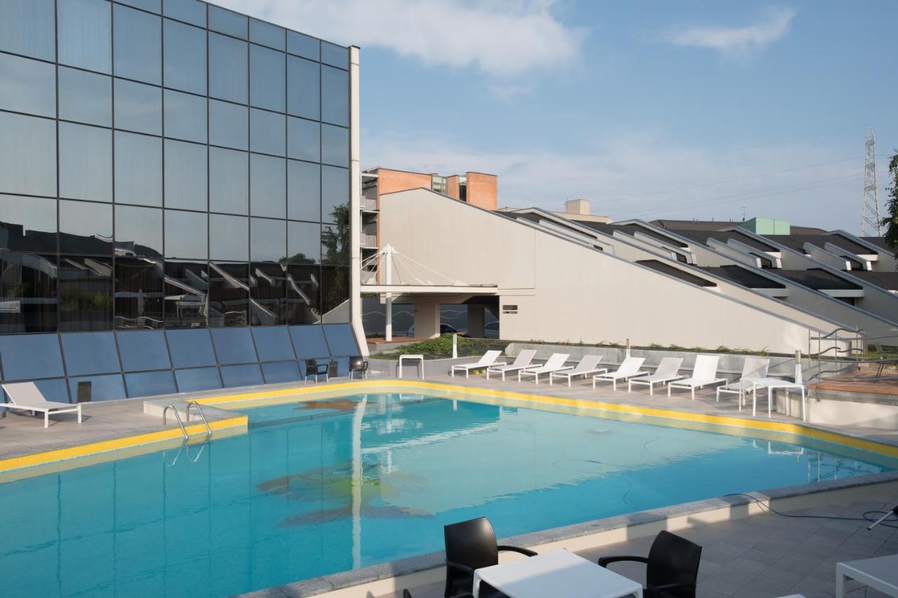 Alba Hotel Экстерьер фото